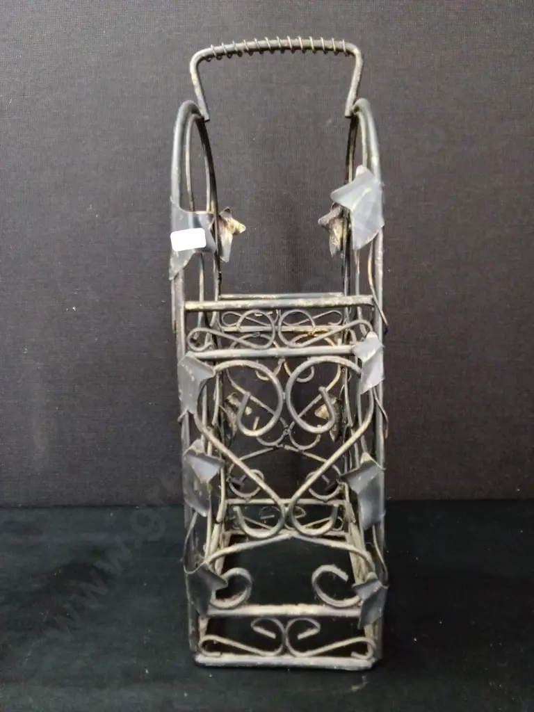 VINTAGE-STYLE ARCHED METAL WIRE COUNTERTOP WINE RACK H50CM Image 1++