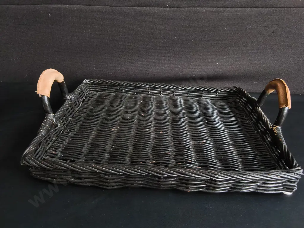 DARK WICKER SERVING TRAY, W 56 CM Image 1++