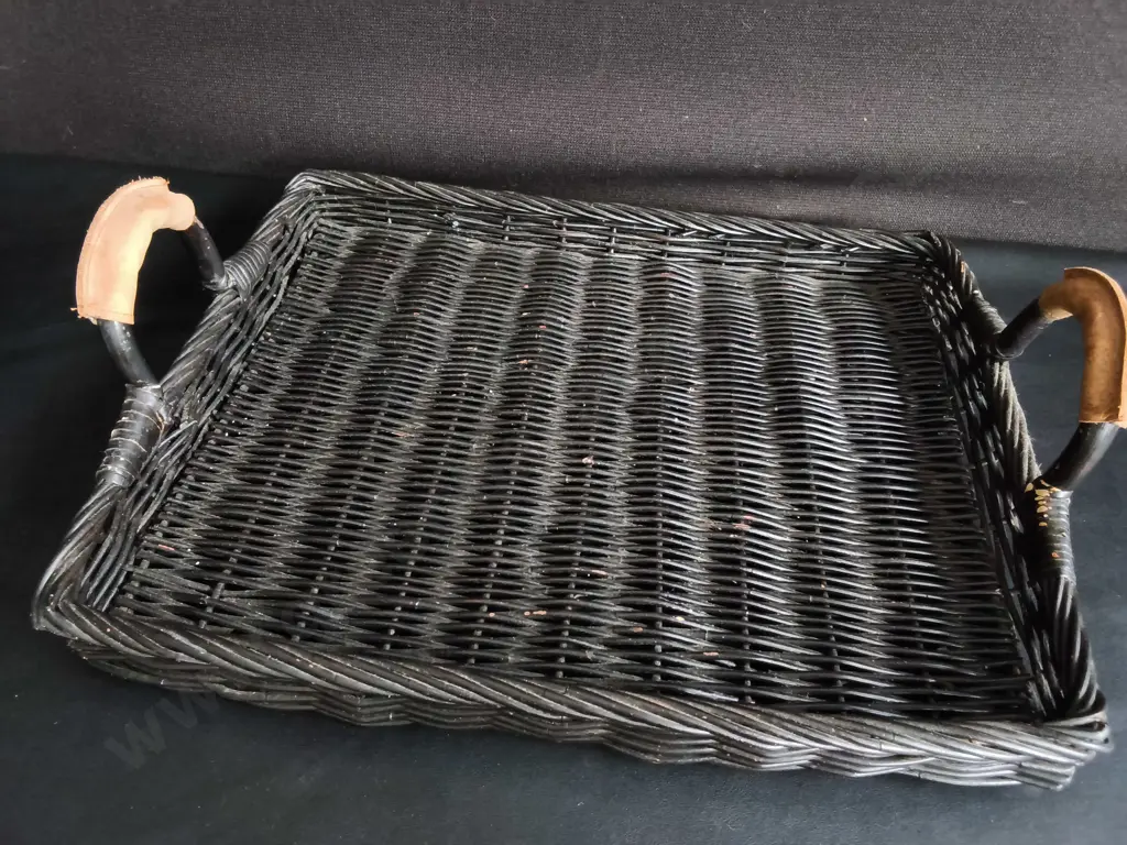 DARK WICKER SERVING TRAY, W 56 CM Image 1++