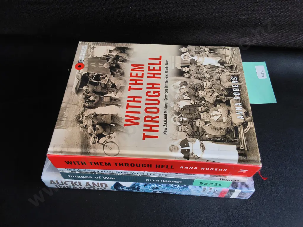 4 BOOKS ON NZ HISTORY Image 1++