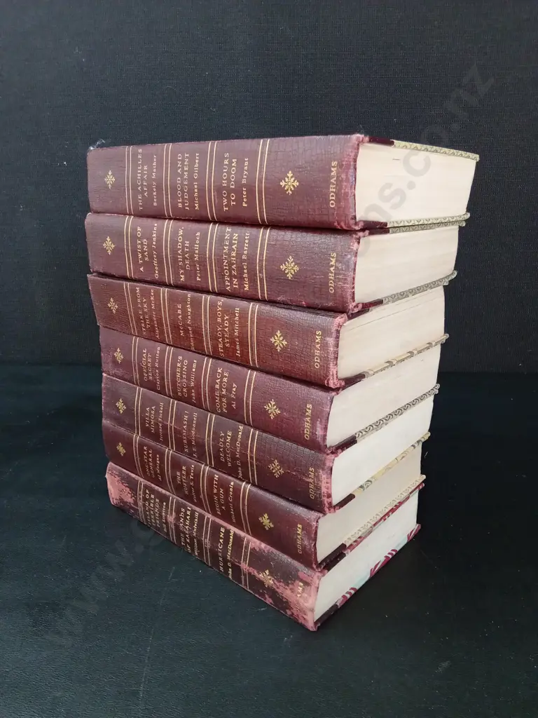 7 VINTAGE ODHAMS BOOKS Image 1++