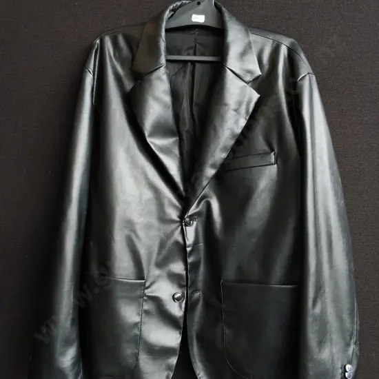FAUX LEATHER BLAZER