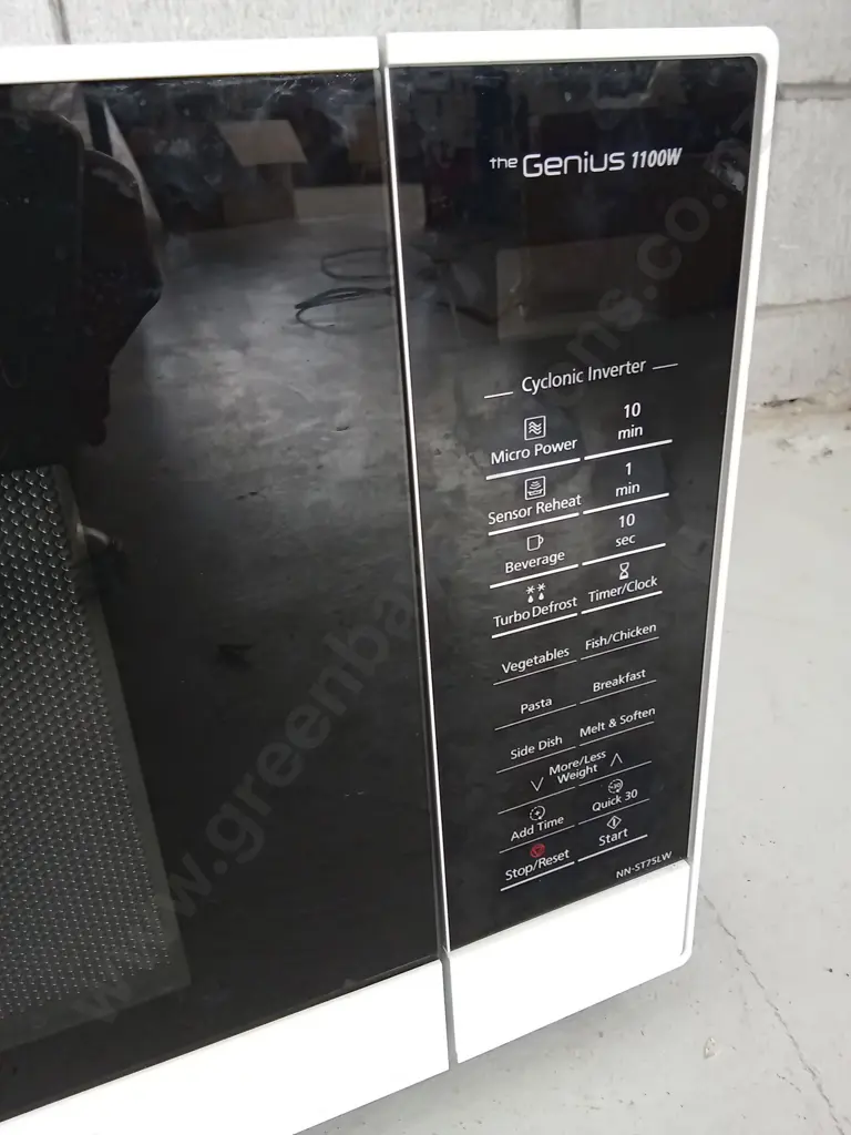 PANASONIC 1100W MICROWAVE Image 1++