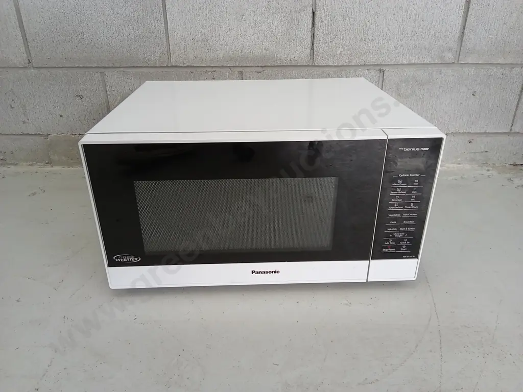 PANASONIC 1100W MICROWAVE Image 1++