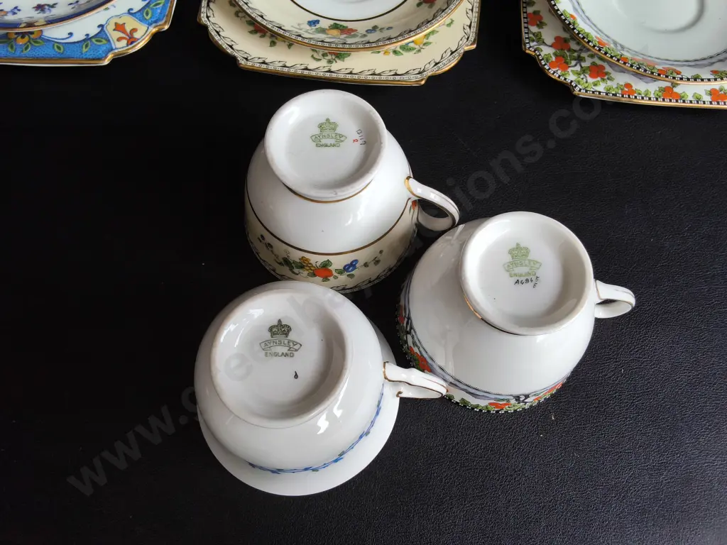 3 VINTAGE FINE BONE CHINA TRIOS, AYNSLEY TEA CUPS AND SAUCERS, MADE IN ENGLAND Image 1++
