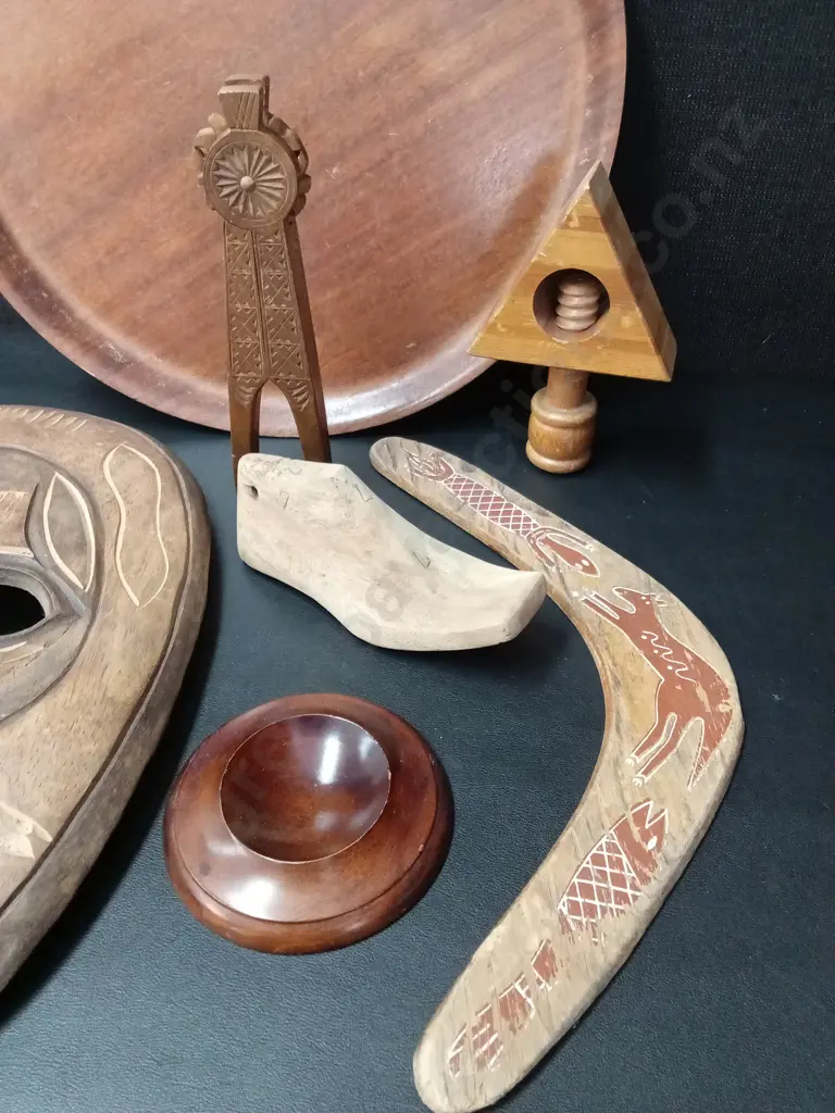 ASSORTED WOODWARE LARGEST H37CM Image 1++