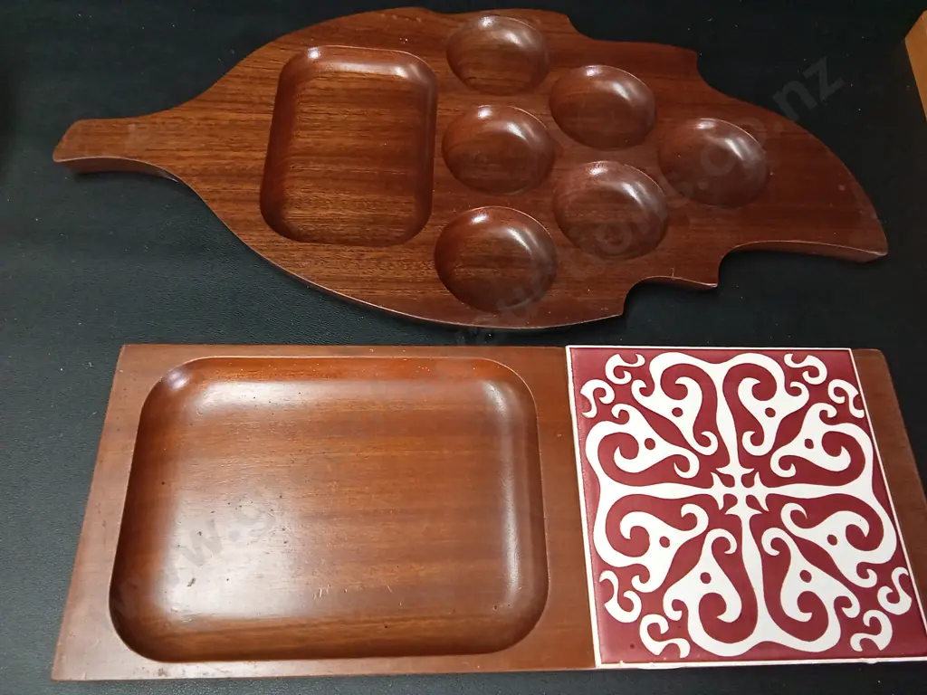4 SERVING DISHES LONGEST L48CM Image 1++