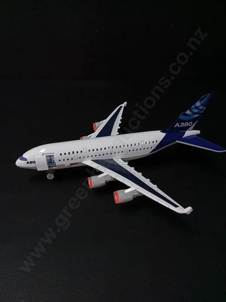 CANON, PLANE AND CAMEL TALLEST H14.5 Image 1++