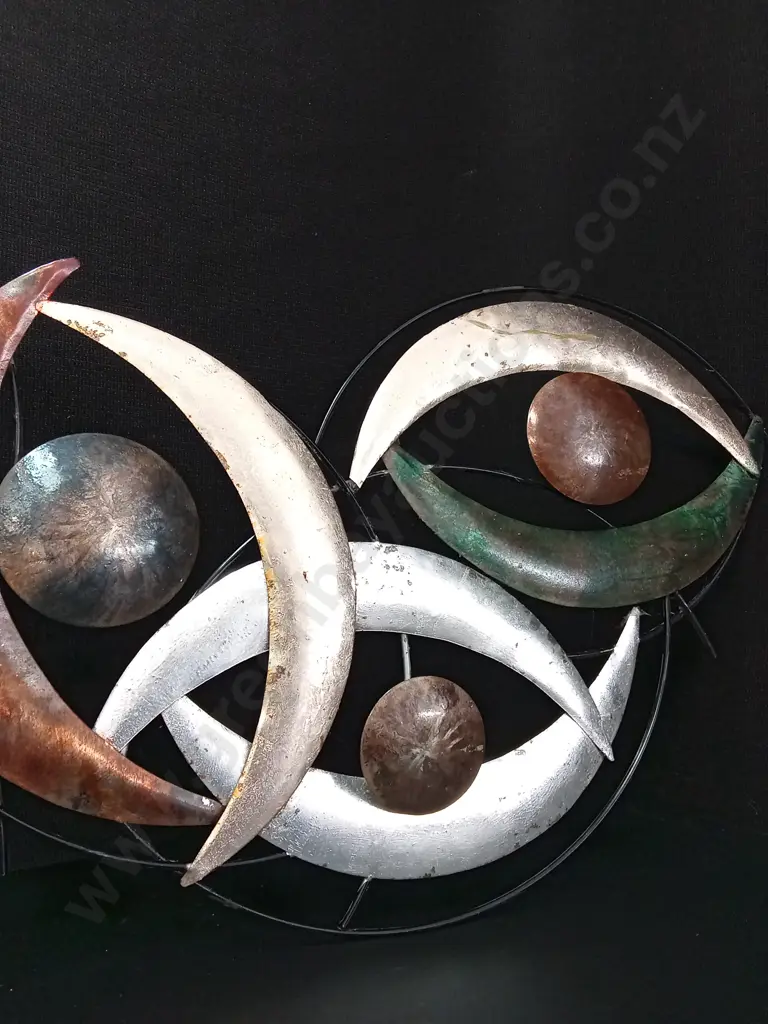 ABSTRACT METAL WALL AT L98CM H49CM Image 1++