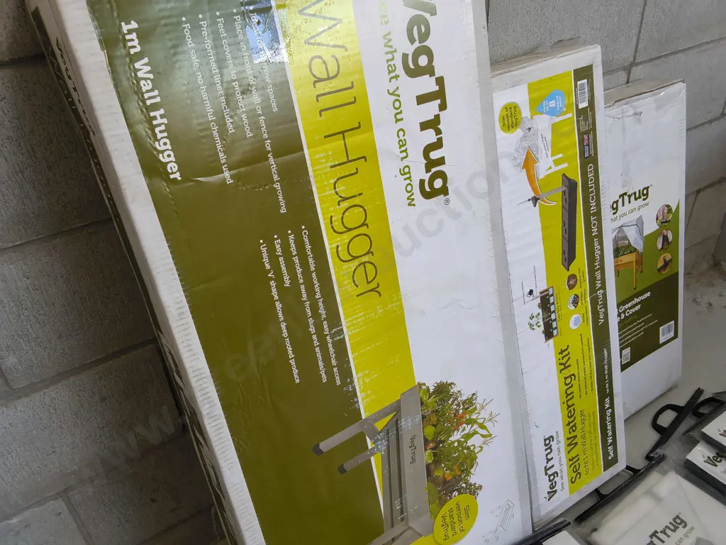 BRAND NEW WALL HUGGER, SELF WATERING KIT, SMALL GREENHOUSE, INCLUDING 3 SMALL SHADE COVERS, FLEECE COVER, ETC. Image 1++