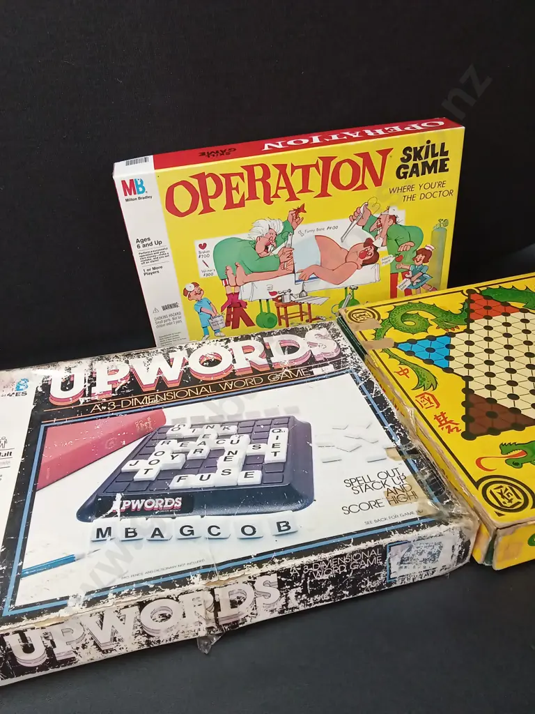 3 VINTAGE BOARDGAMES Image 1++