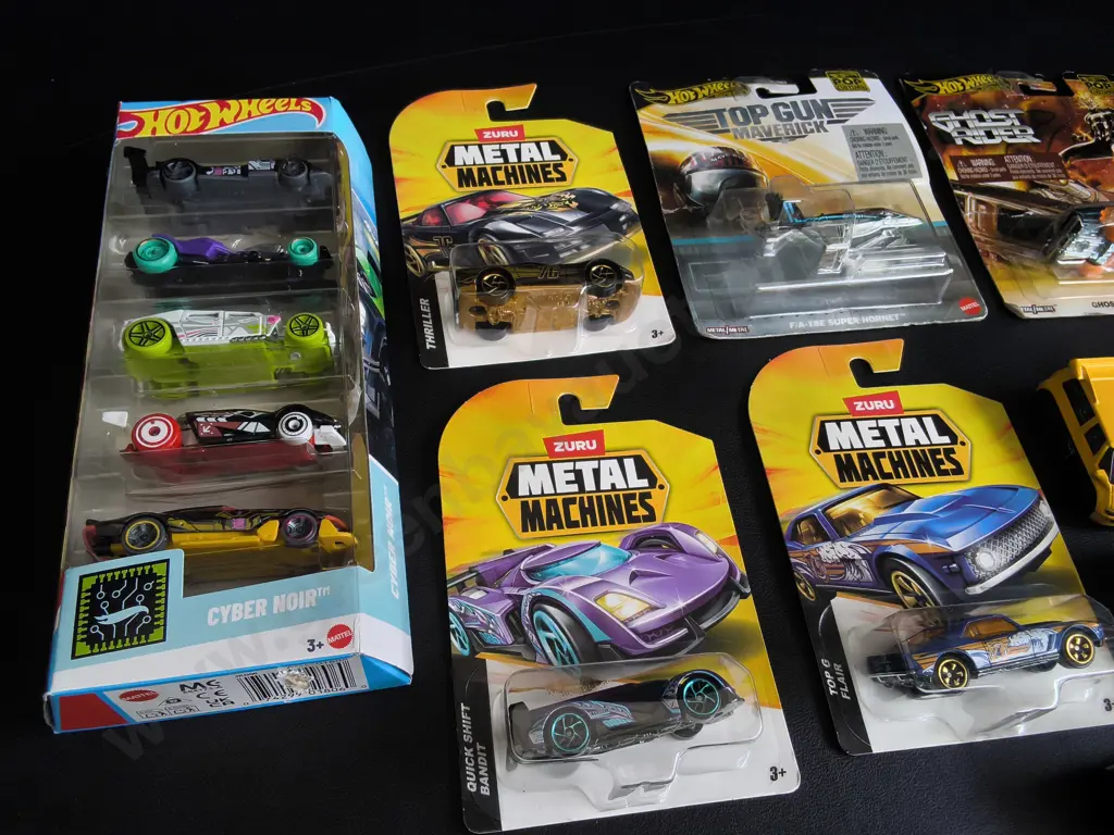 MIX OF TOY CARS Image 1++