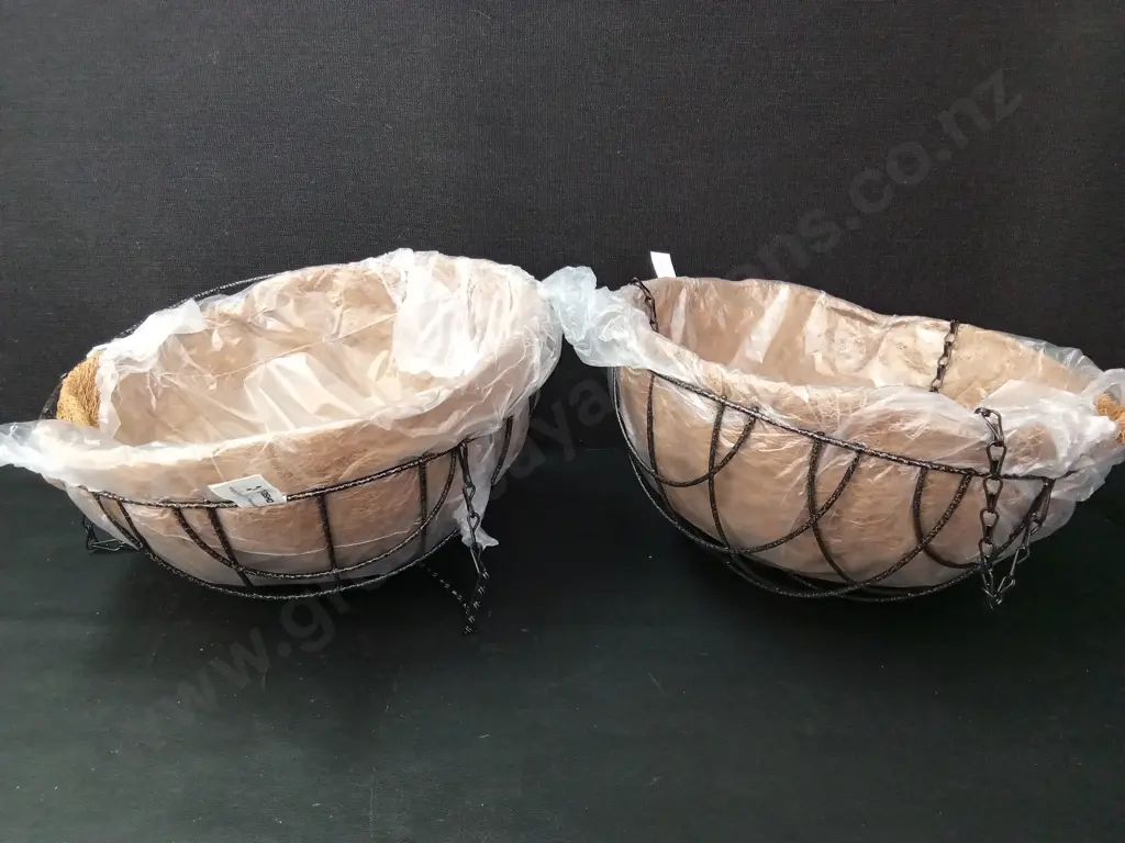 2 TAKASHO HANGING BASKETS 35CM Image 1++