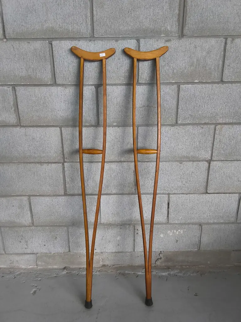VINTAGE WOODEN UNDERARM CRUTCHES Image 1++
