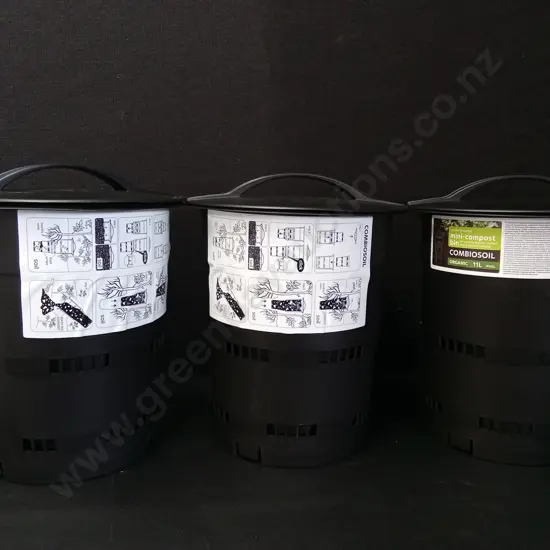 3 UNDERGROUND MINI-COMPOST BINS 11L