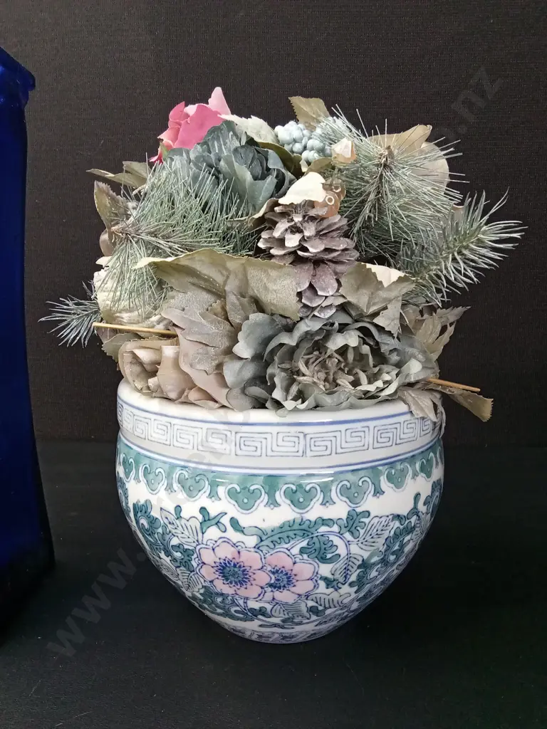 CLUE COBALT GLASS VASE H35CM AND A VINTAGE PORCELAIN FISHBOWL PLANTER H15CM WITH FAKE FLOWERS Image 1++