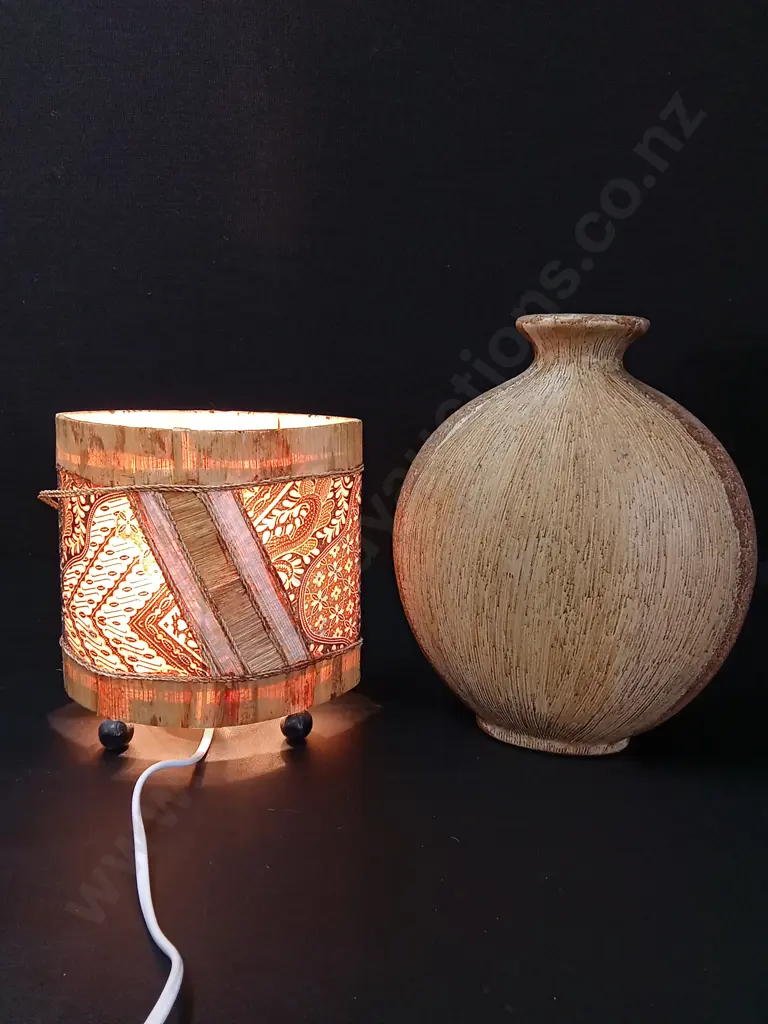 CYLINDRICAL ACCENT LAMP H19CM AND VASE H26CM Image 1++