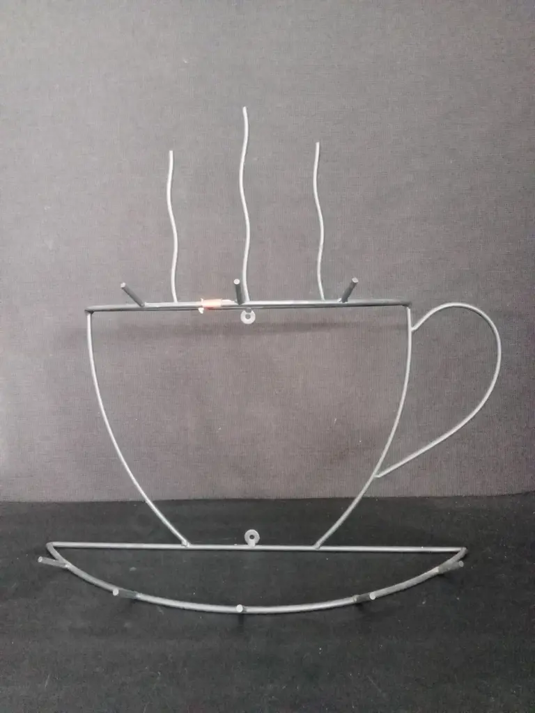 2 PIECES WIRE WALL HANGING ART TALLEST H51CM Image 1++