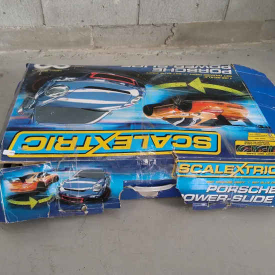 SCALEXTRIC C1343 PORSCHE POWERSLIDE 1:32 SCALE SLOT CAR RACE SET
