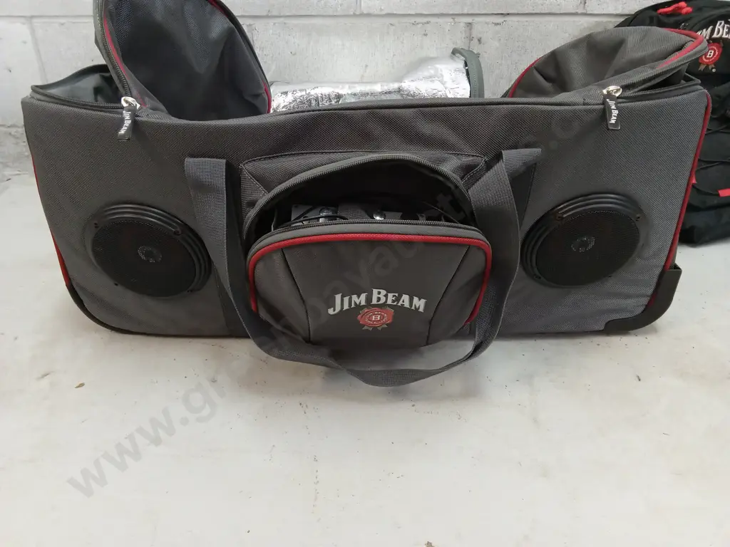 JIM BEAM COOLER BAG WITH SPEAKERS AND BACKPACK Image 1++
