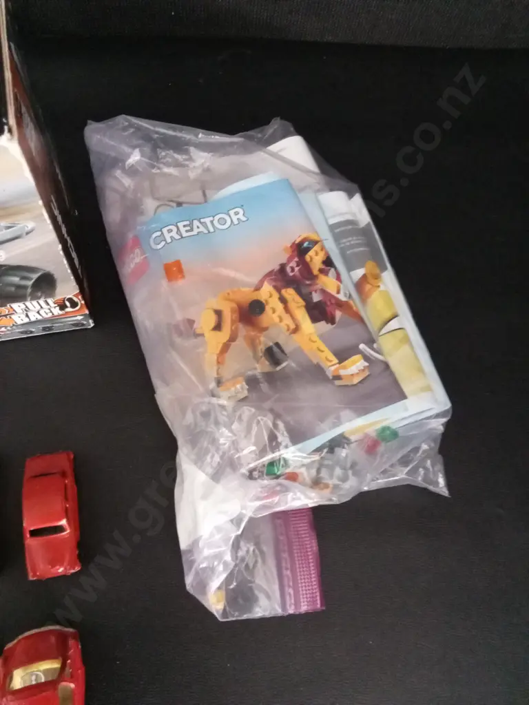 COLLECTION OF VINTAGE TOY CARS AND LEGO Image 1++