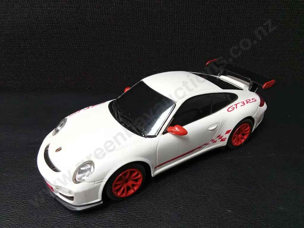 COLLECTION OF CAR TOYS, INCLUDING HOT WHEELS BUMPER ACTIVITY SET Image 1++