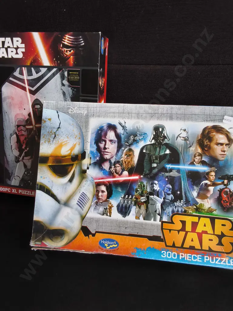 PAIR OF STAR WARS PUZZLES Image 1++