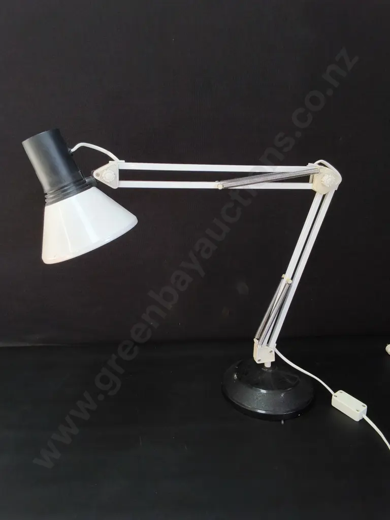 VINTAGE ARTICULATED ARCHITECT DESK LAMP, H 87 CM FULLY EXTENDED, UNTESTED Image 1++