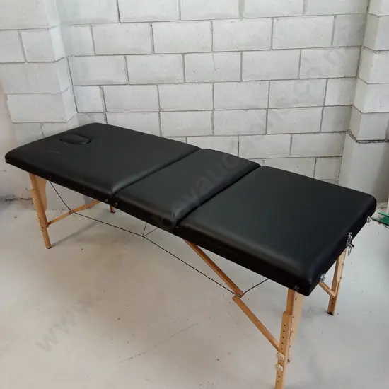 FOLD OUT MASSAGE TABLE, 92CM LONG