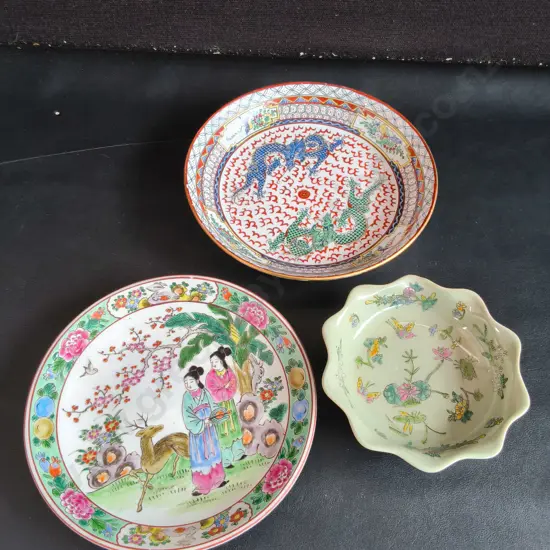 VINTAGE CHINESE PORCELAIN PLATES, 3 PIECES, WIDEST DIA 23 CM
