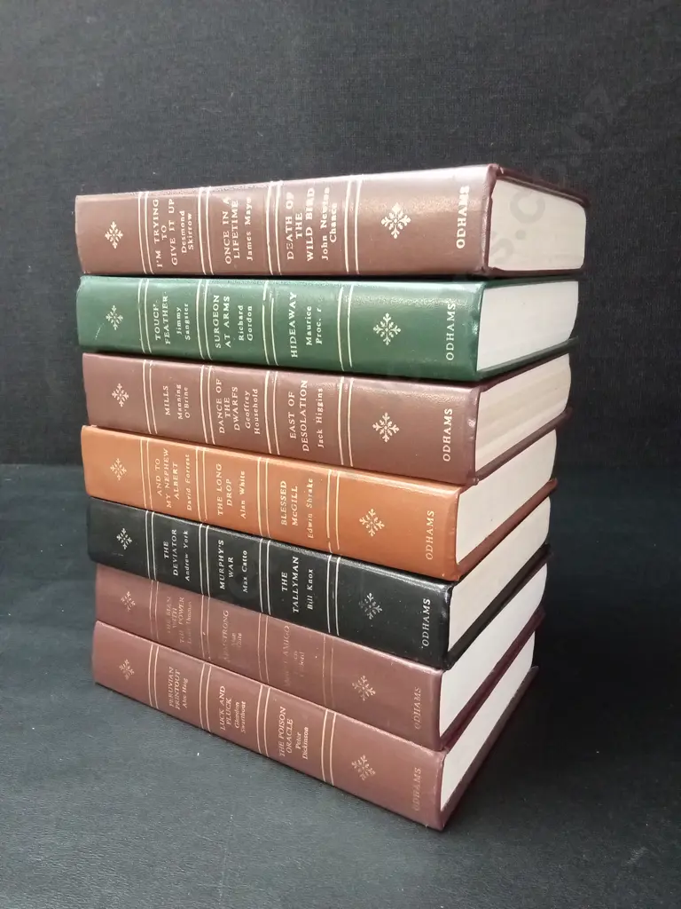 7 VINTAGE ODHAMS BOOKS Image 1++
