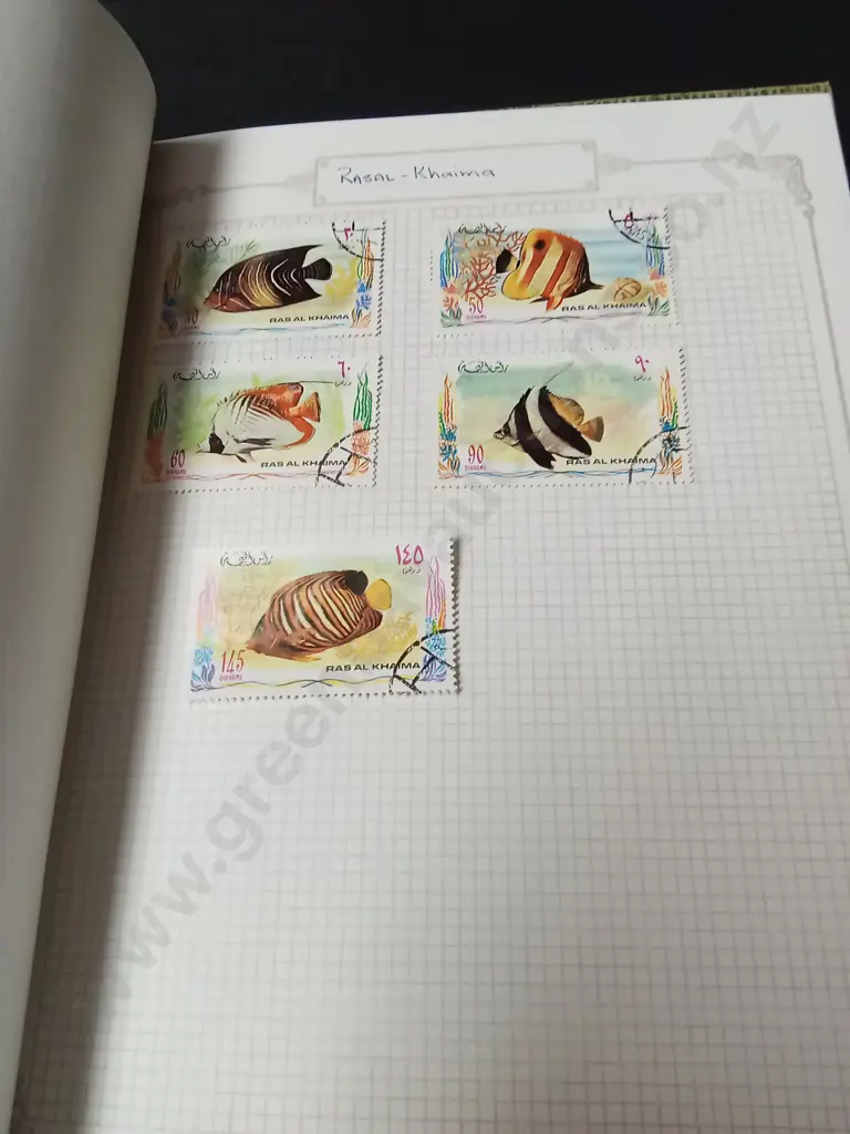 VINTAGE STAMP ALBUM AND STAMPS Image 1++