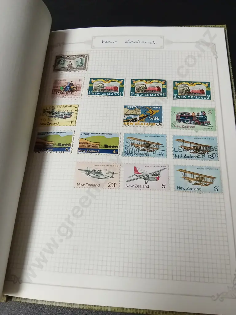 VINTAGE STAMP ALBUM AND STAMPS Image 1++