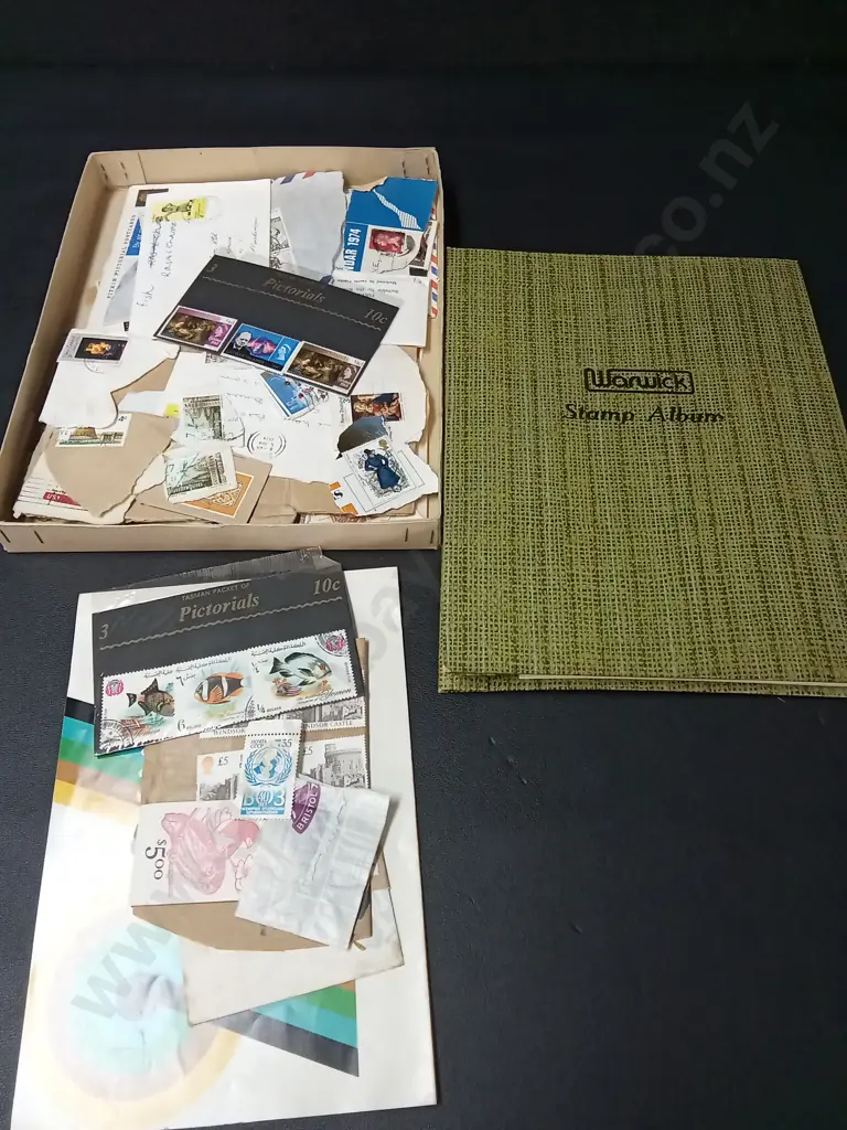 VINTAGE STAMP ALBUM AND STAMPS Image 1++