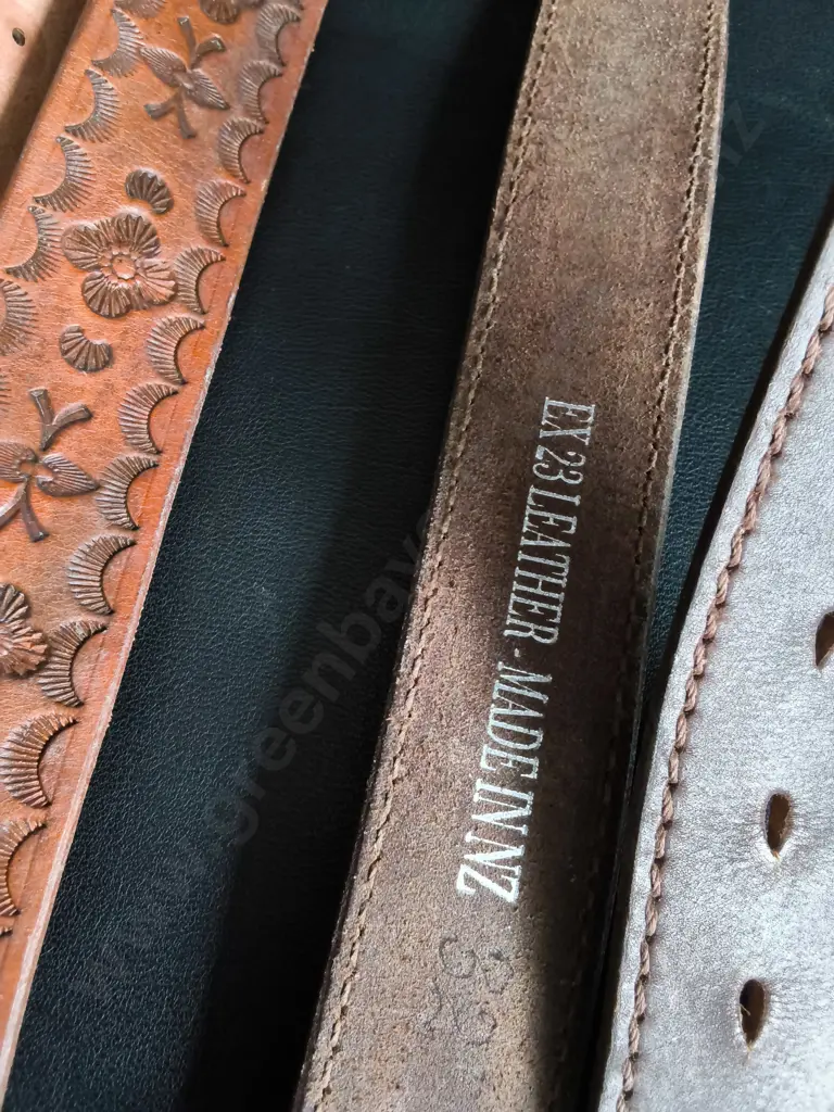 PAIR OF LEATHER BELTS Image 1++