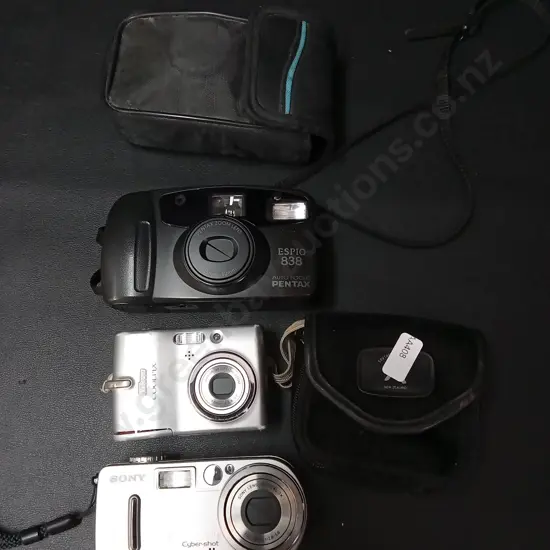 3 VINTAGE CAMERAS, SONY CYBER-SHOT, NIKON COOLPIX AND PENTAX ESPIO 838 35MM