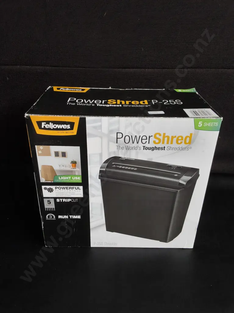POWERSHRED PAPER SHREDDER BOXED Image 1++