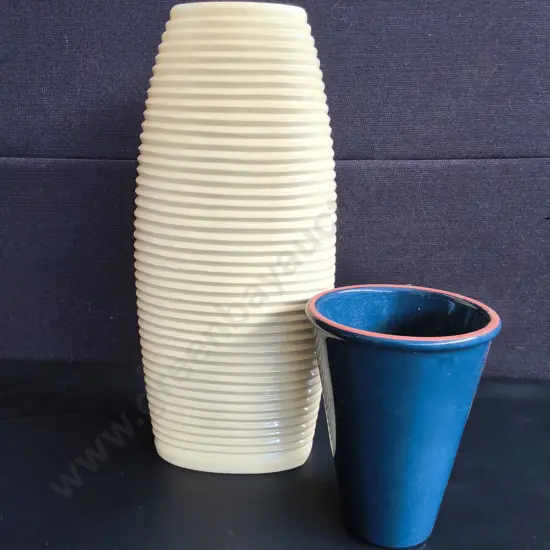VASE AND PLANT POT, TALLEST H 44 CM