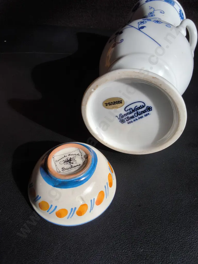 VINTAGE FINE CHINA VASE, HAND PAINTED BOWL, AND PAIR OF SMALL FLORAL CUPS, TALLEST H 25 CM Image 1++
