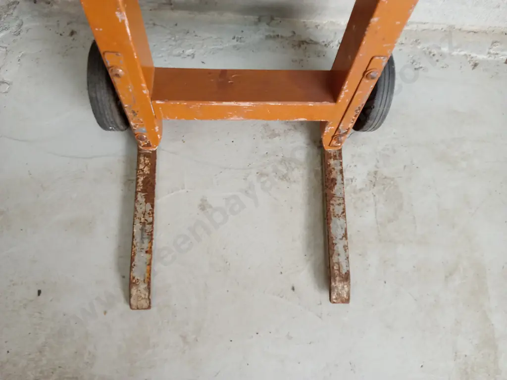 VINTAGE HAND TROLLEY, H 100CM Image 1++