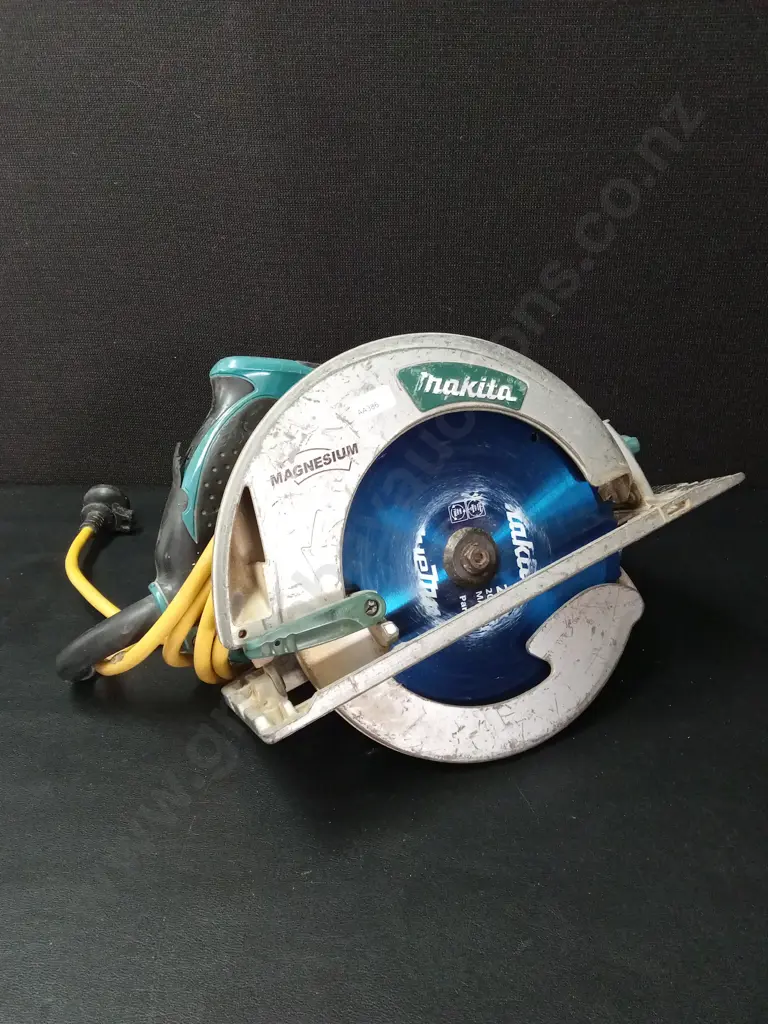 MAKITA MAGNESIUM CIRCULAR SAW Image 1++