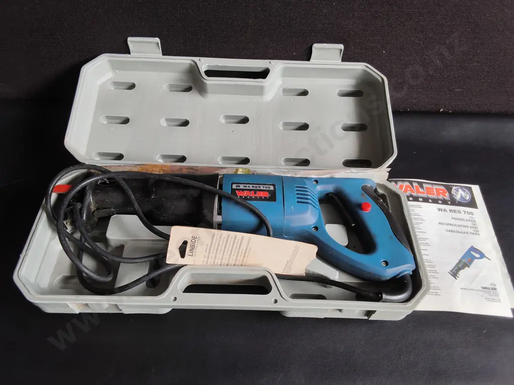 WALER RECIPROCATING SAW IN CASE Image 1++