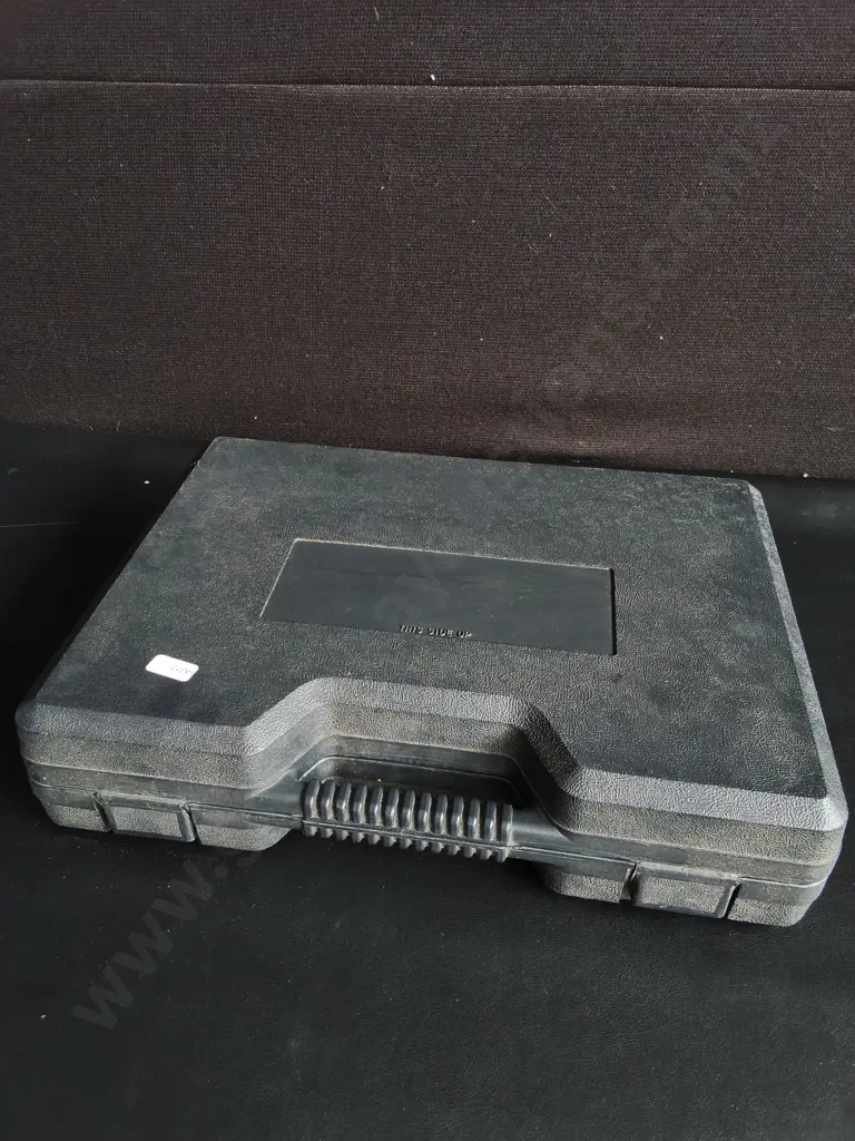 MECHANICS TOOL SET IN CASE Image 1++