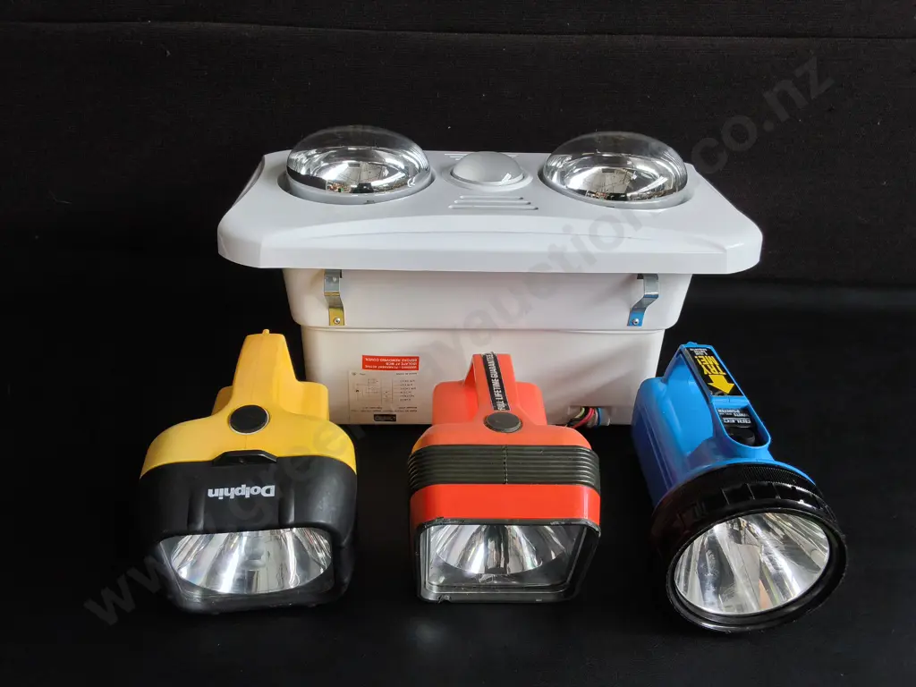 4 LIGHTING DEVICES Image 1++