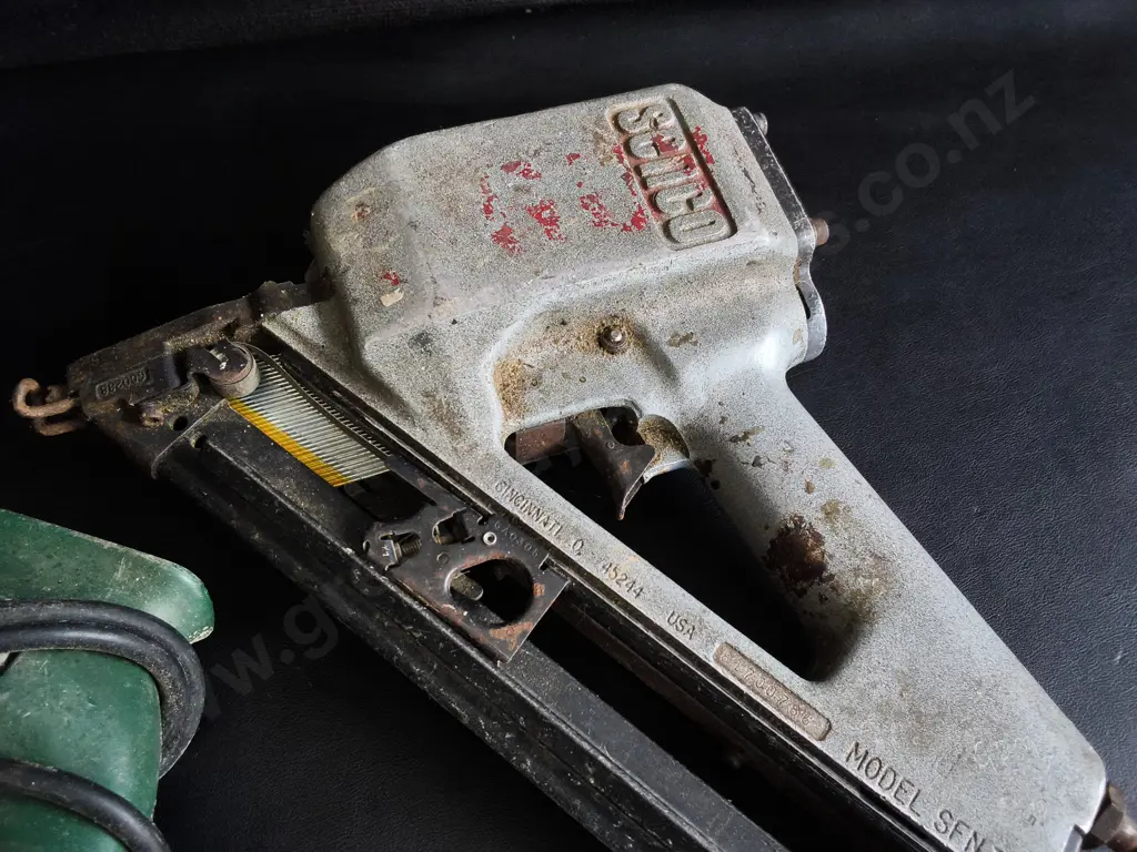 VINTAGE SENCO PNEUMATIC NAILER AND BOSCH POWER DRILL Image 1++
