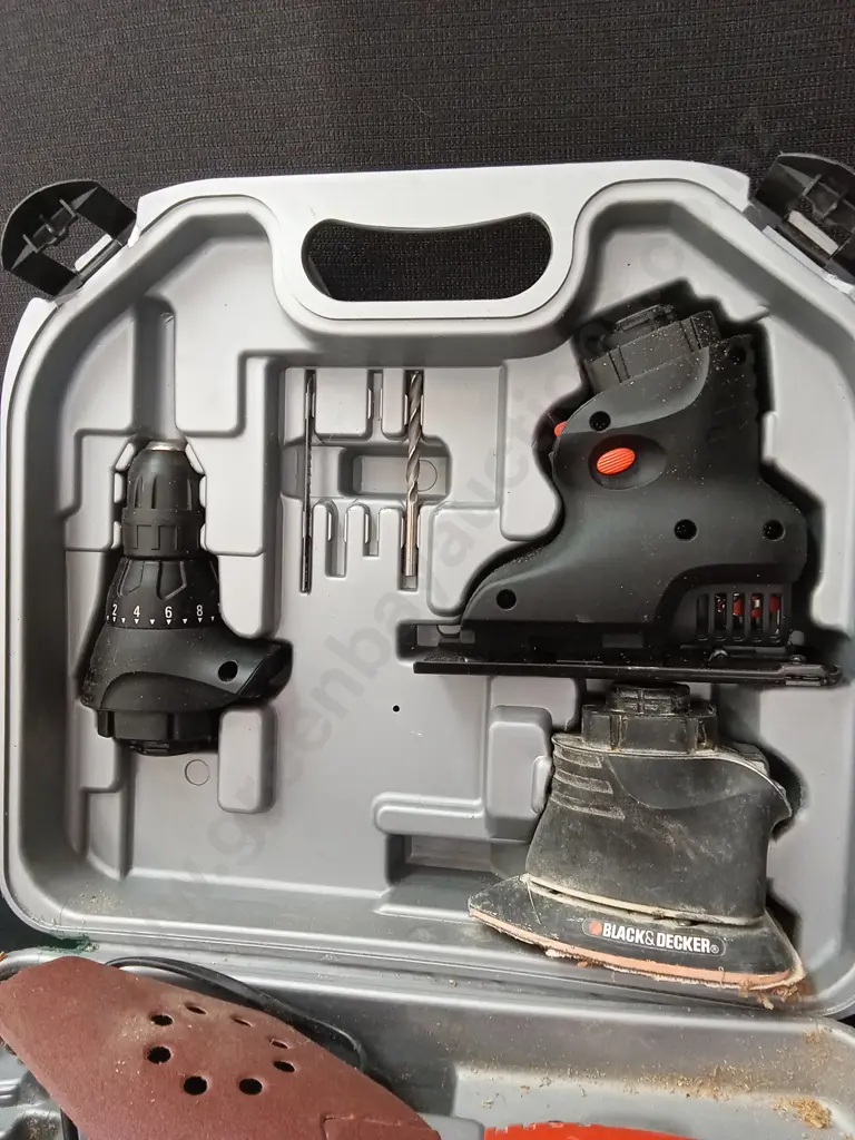 BLACK & DECKER FIRE STORM QUATTRO 12V Image 1++