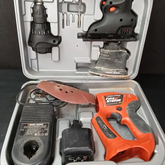 BLACK & DECKER FIRE STORM QUATTRO 12V