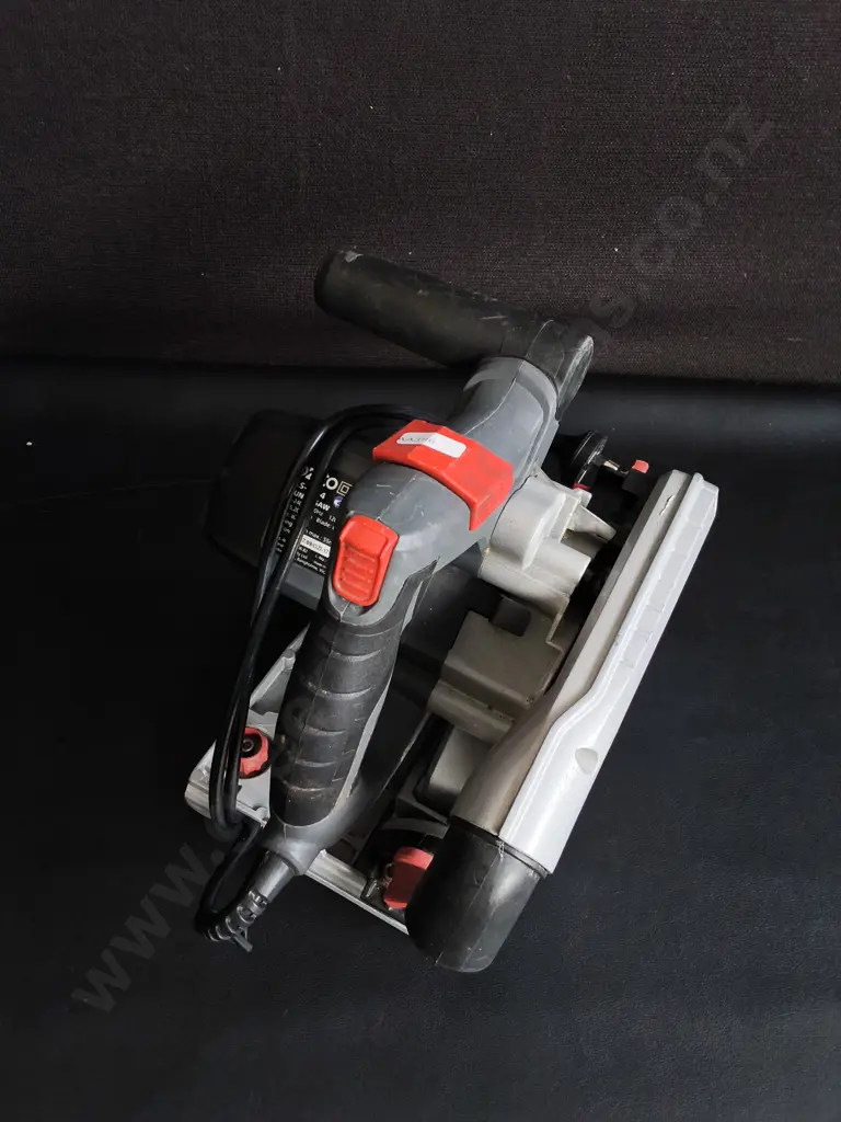 OZITO PLUNGE SAW Image 1++