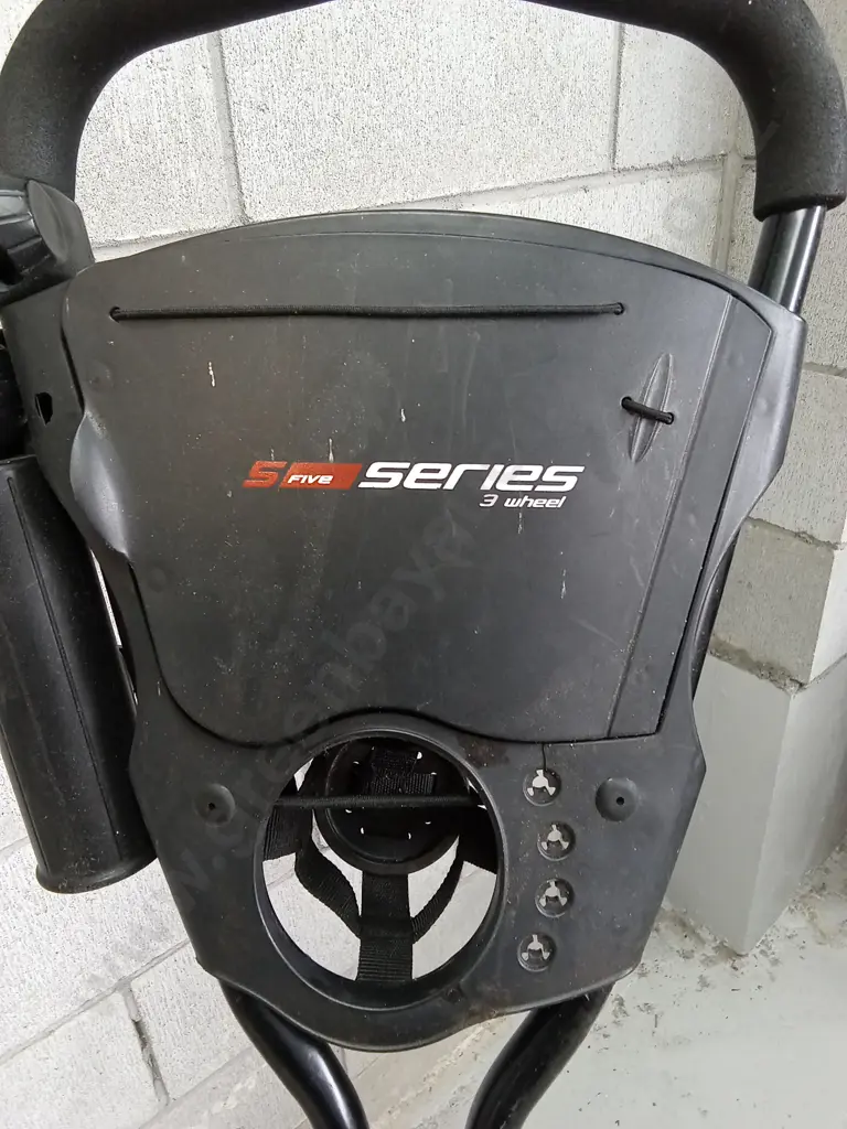 GOLF CLUB CARRIER Image 1++