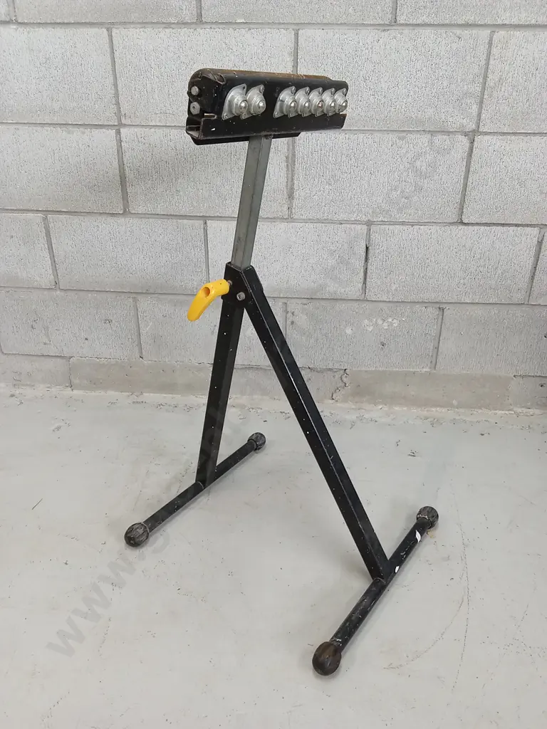 MULTI-FUNCTION ROLLER SUPPORT STAND Image 1++